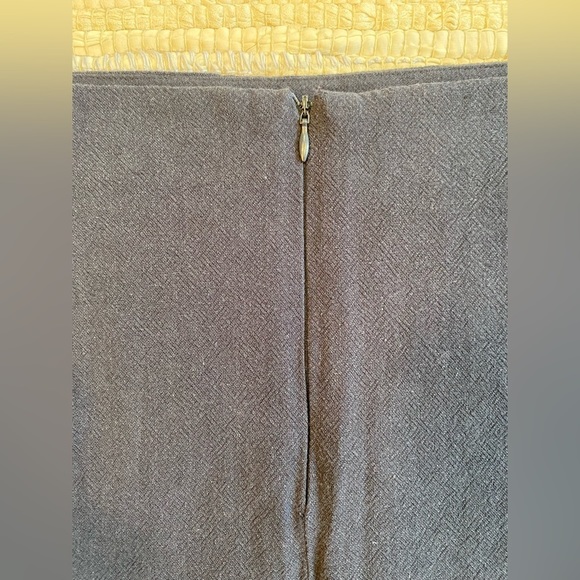 Umgee Floral Embroidered Navy Mini Skirt NWT Size M - Picture 6 of 9